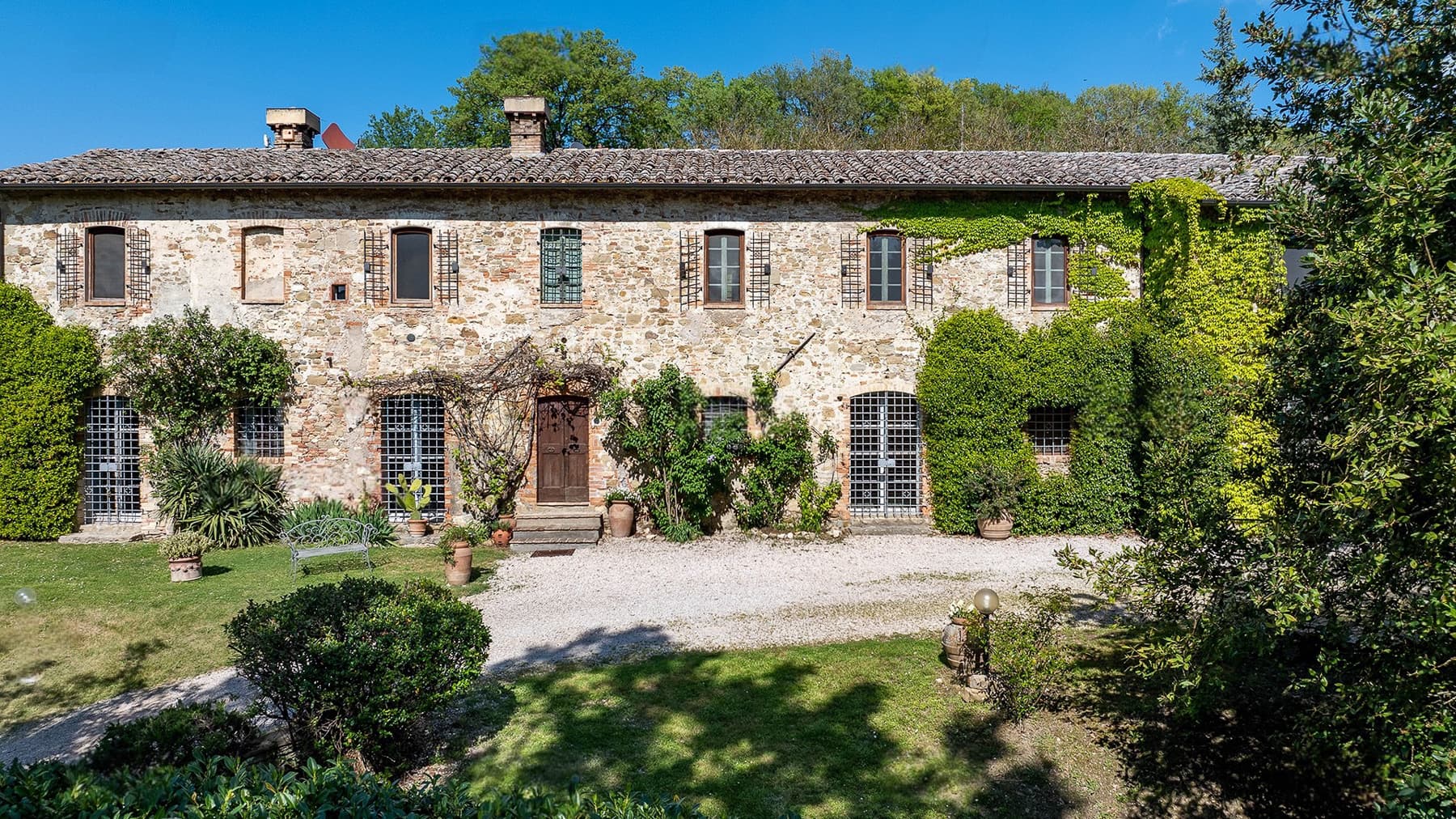 Casale con piscina e giardino privato vicino a Perugia
