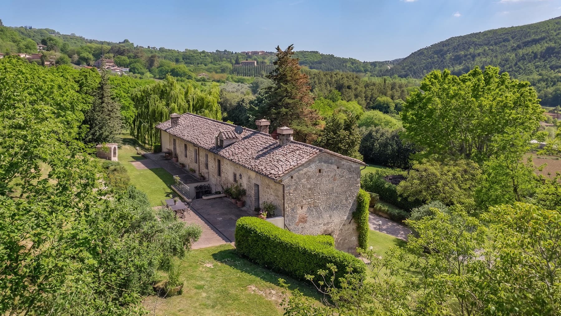 Casale con piscina e giardino privato vicino a Perugia