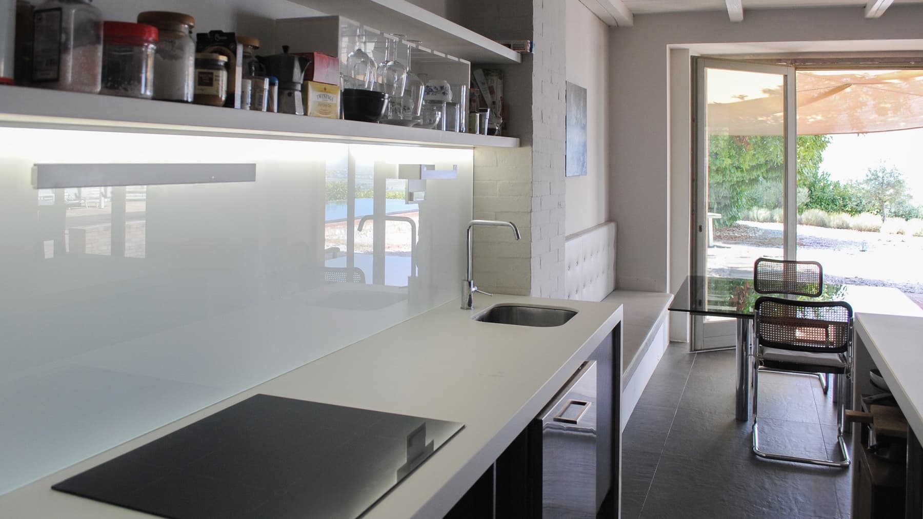 Villa esclusiva a Trevi, 560 mq con piscina e vista
