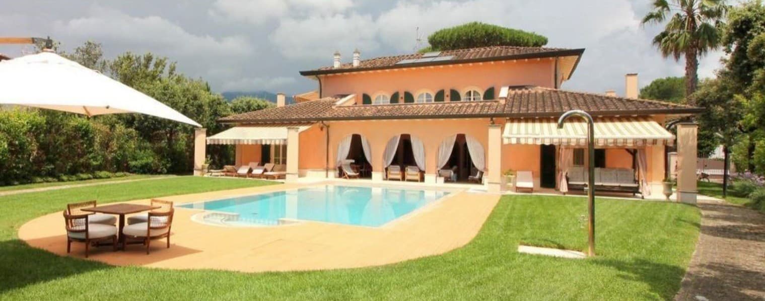 Elegant Villa in Forte dei Marmi, Tuscany