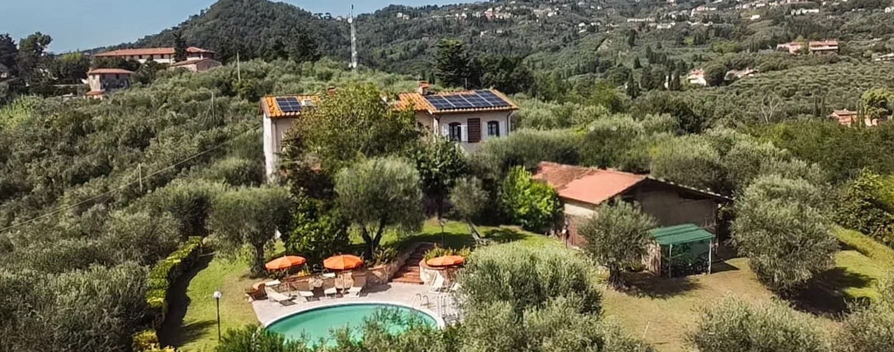 Villa con piscina e oliveto a Piano di Conca, Toscana