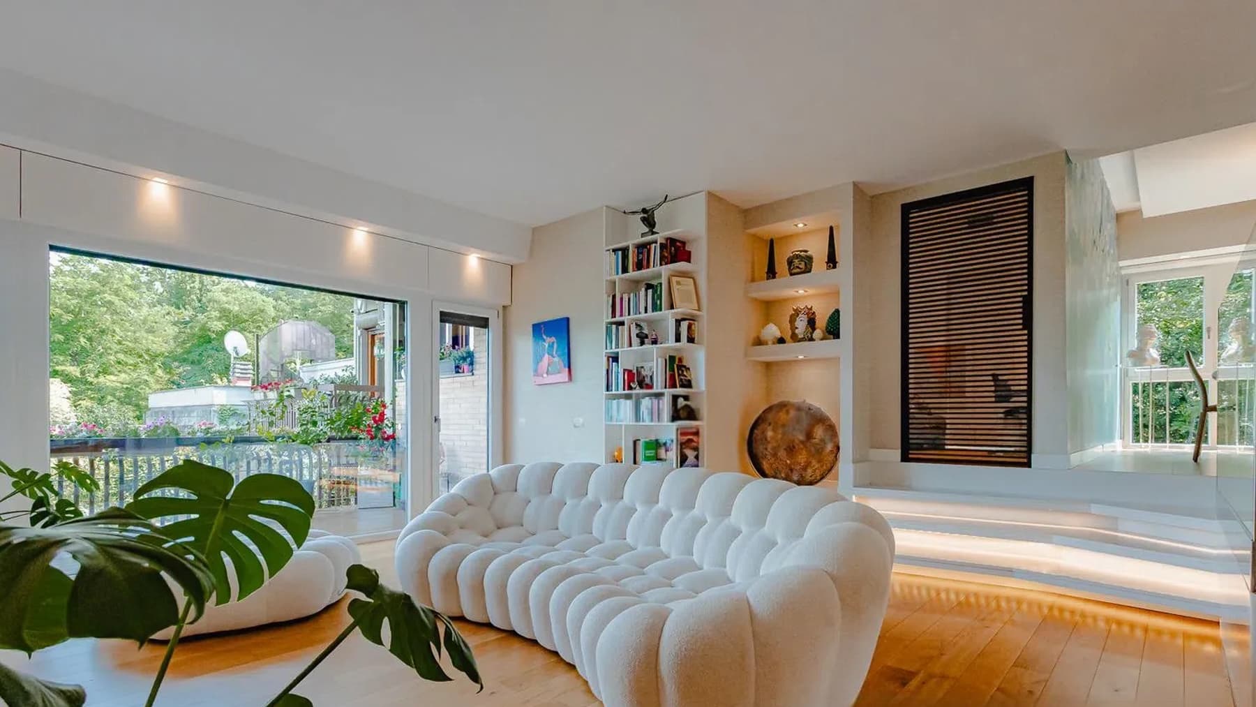 Appartamento di Design in Comprensorio Esclusivo a Roma