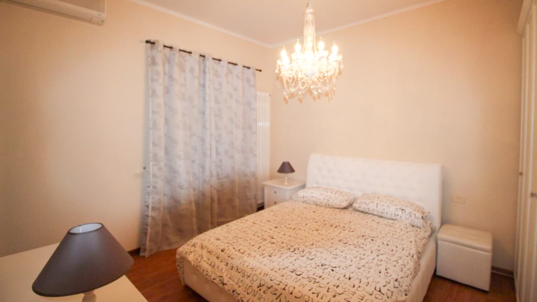 Charming Villa in Prestigious Forte dei Marmi, Tuscany
