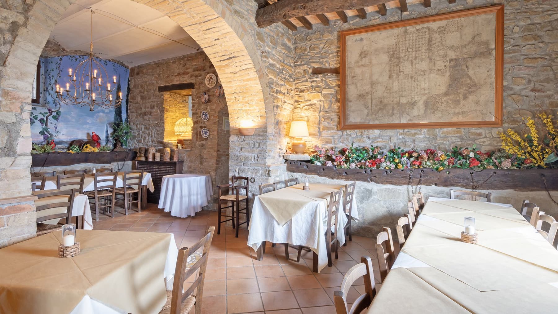 Tenuta-Complesso storico con piscina ad Assisi, Umbria