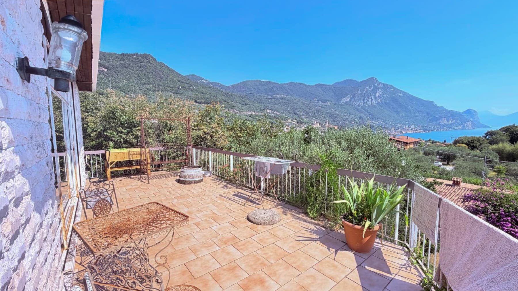 Villa in Toscolano Maderno, Lake Garda, Lombardy