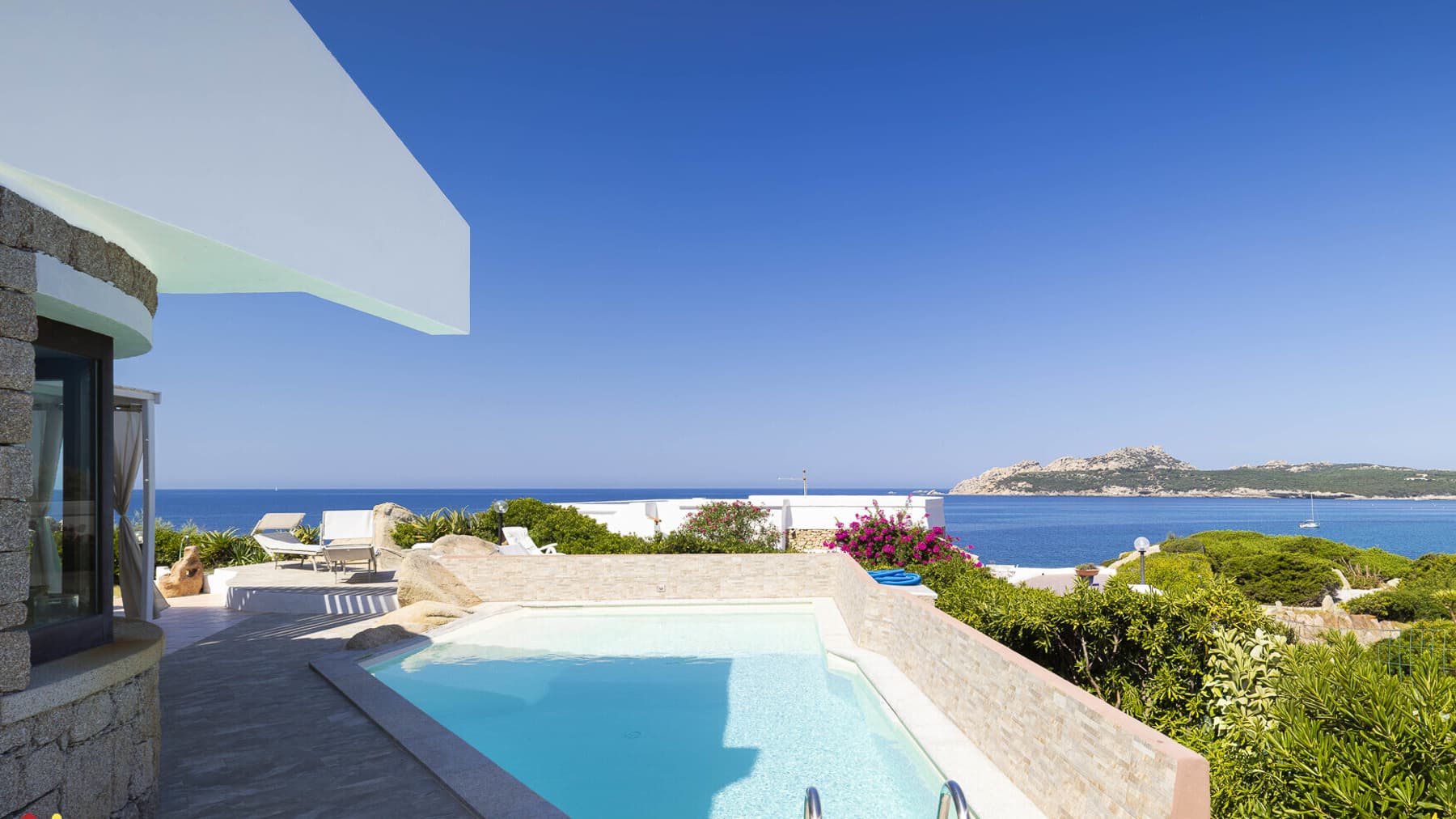 Detached House with Ocean Views in Santa Reparata, Sardinia