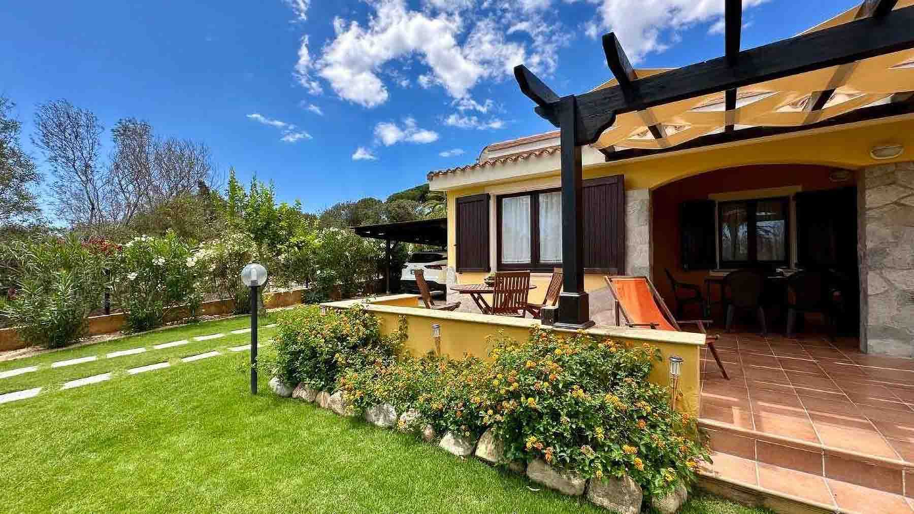 Villa elegante a Cagliari, Sardegna, vicino al mare