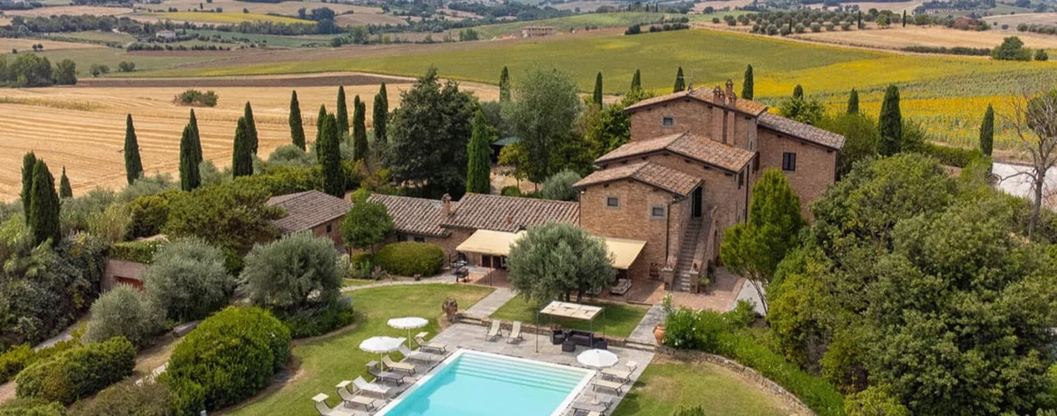 Rustic Country House in Charming Cortona, Tuscany