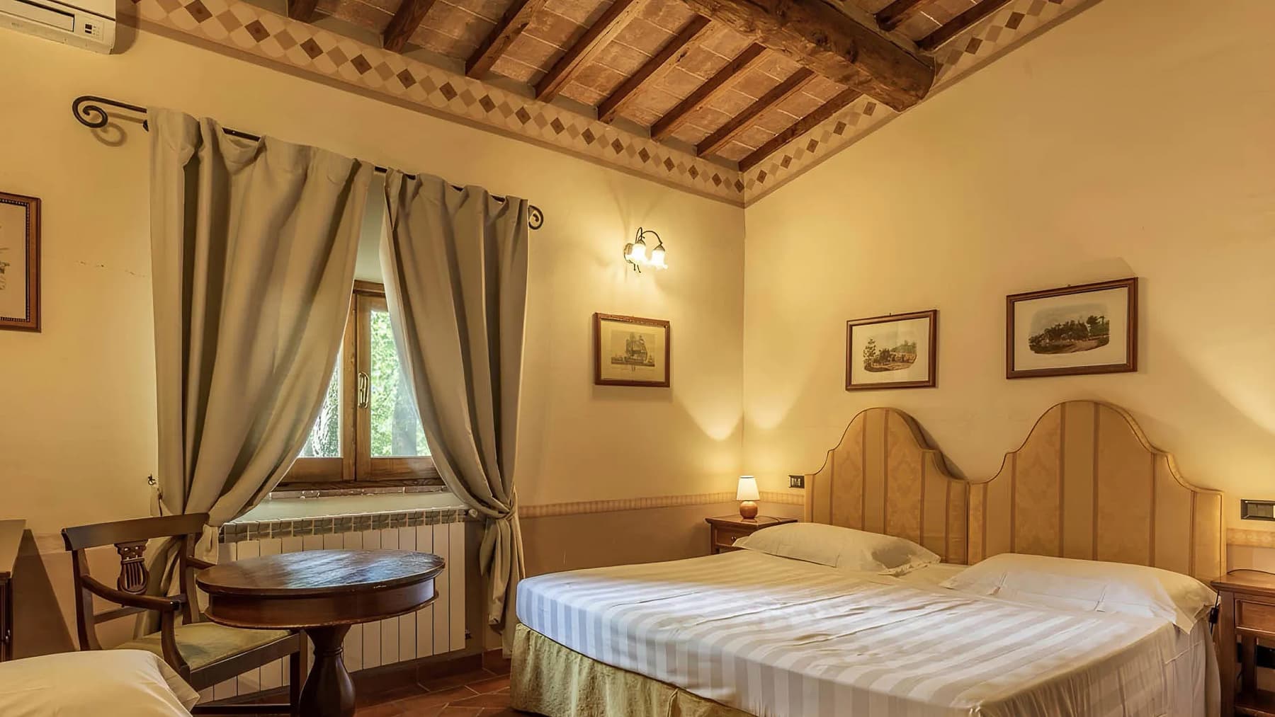 Rustic Country House in Charming Cortona, Tuscany