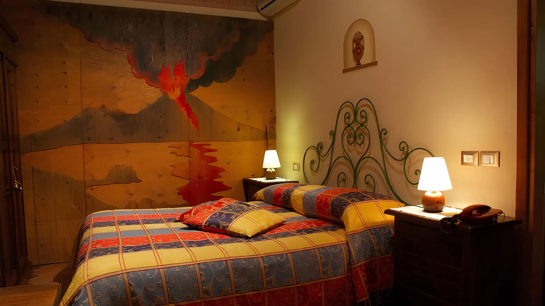 Rustic Country House in Charming Cortona, Tuscany