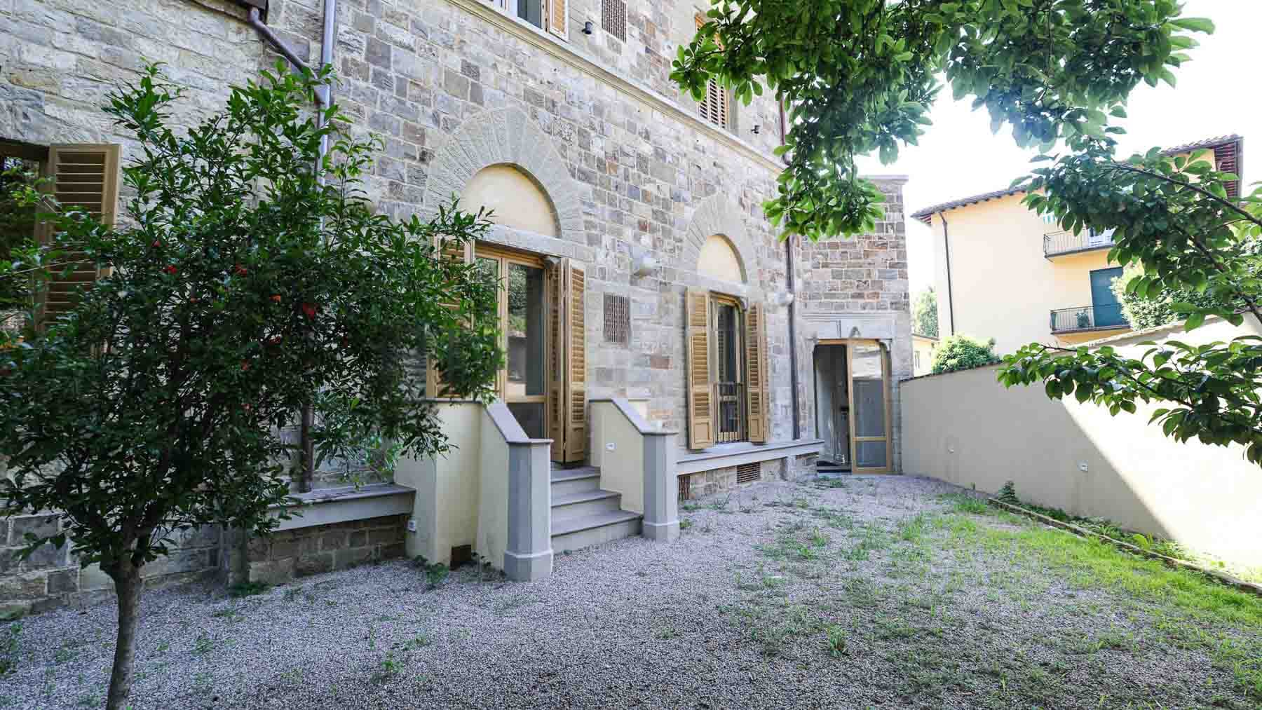Villa storica alle pendici di Piazzale Michelangelo, Firenze
