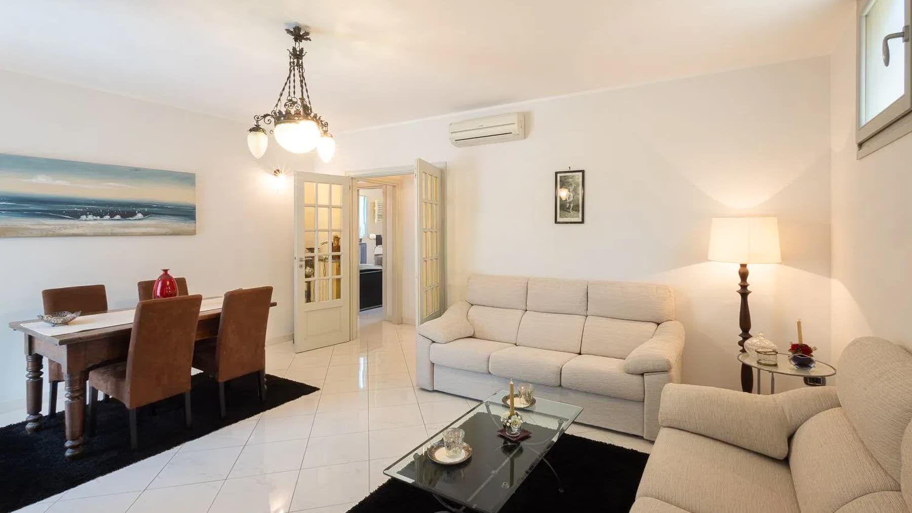 Villa nel cuore di Bordighera, 4 alloggi ristrutturati