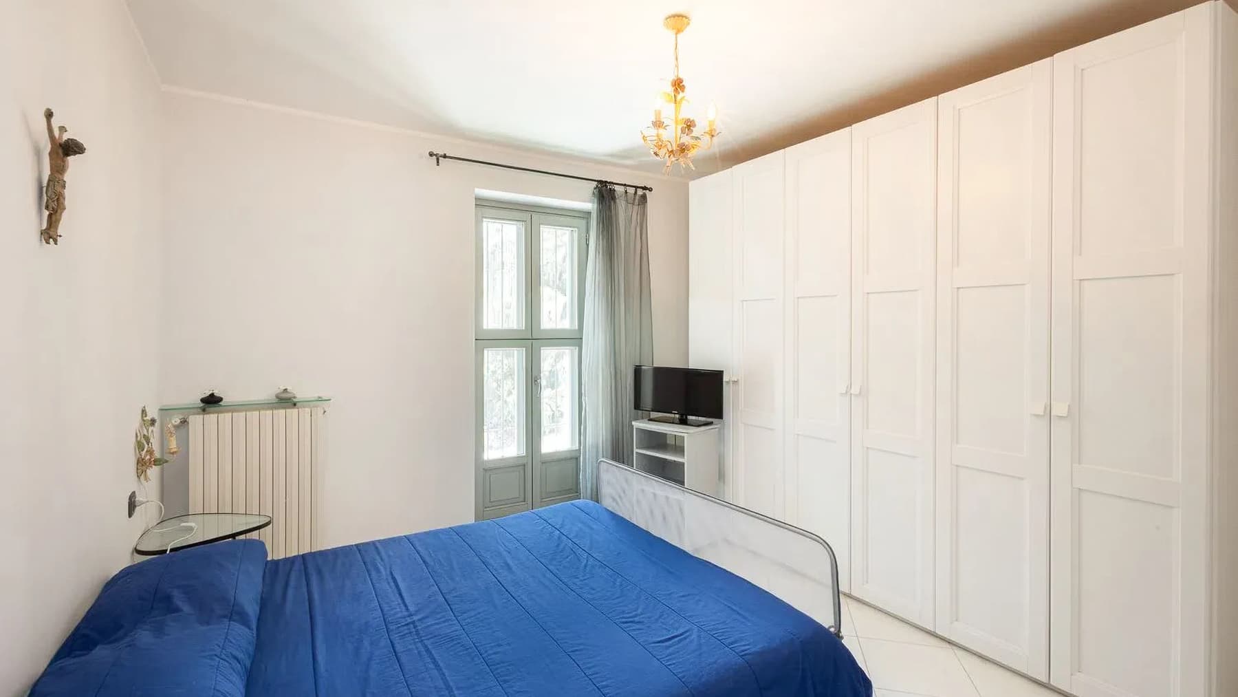 Villa nel cuore di Bordighera, 4 alloggi ristrutturati