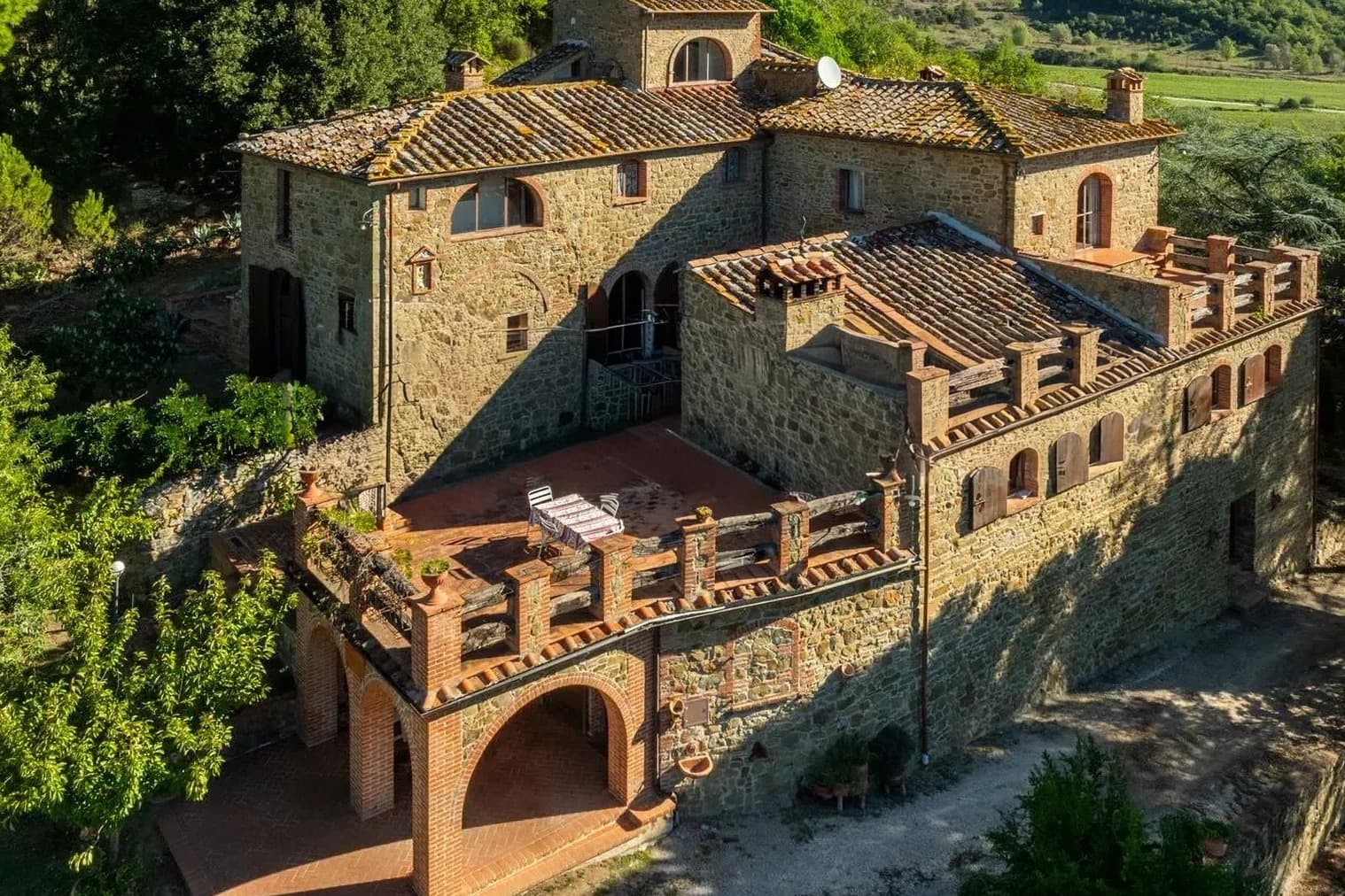 Charming Country House in Sinalunga, Tuscany