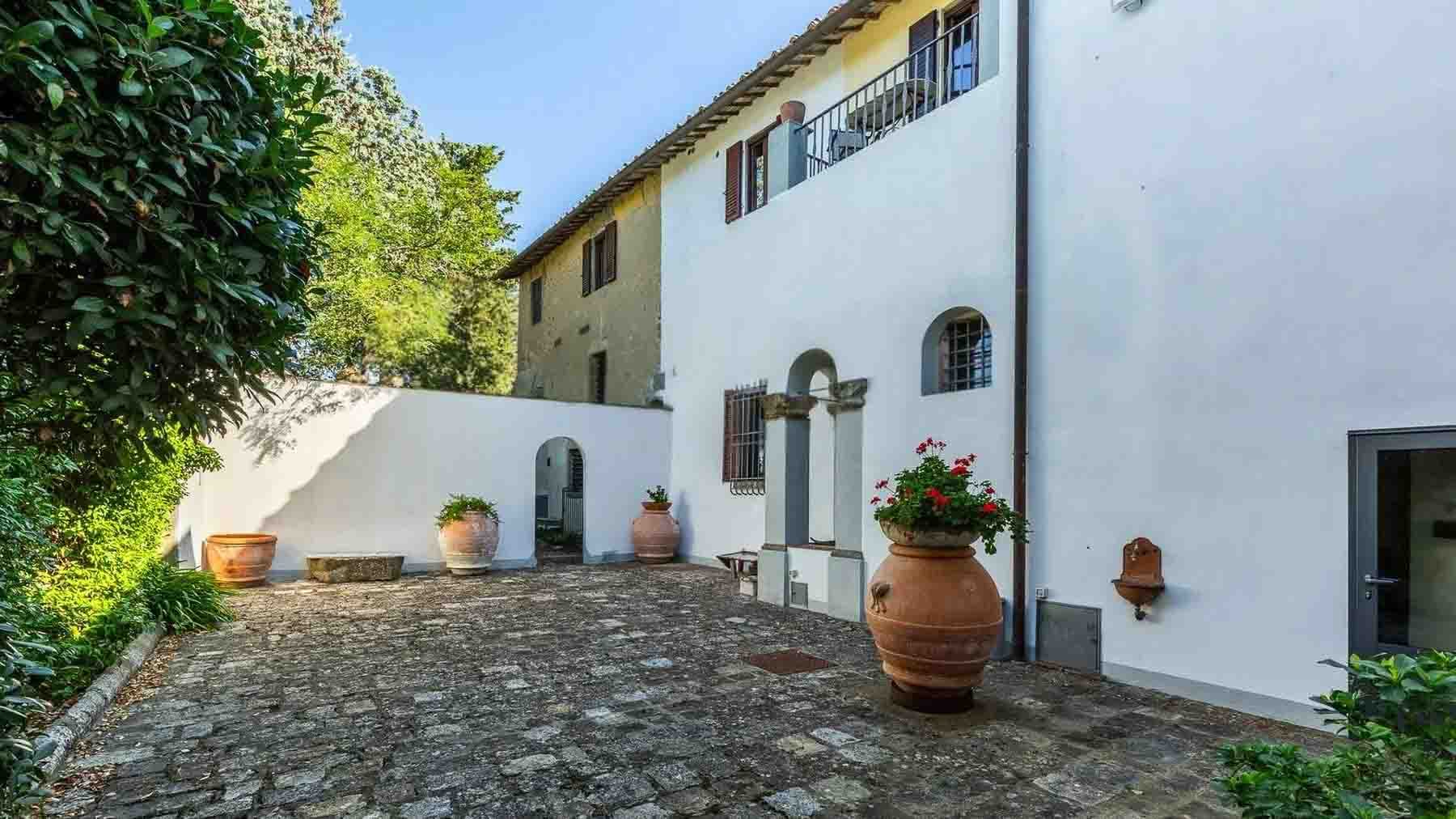 Charming Villa in Barberino Tavarnelle, Tuscany