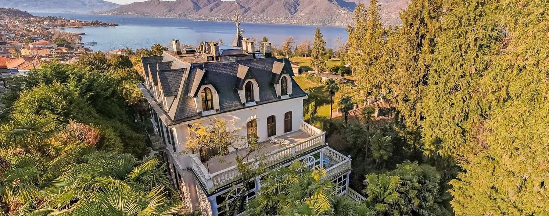 Charming Villa near Lago Maggiore, Luino, Lombardy