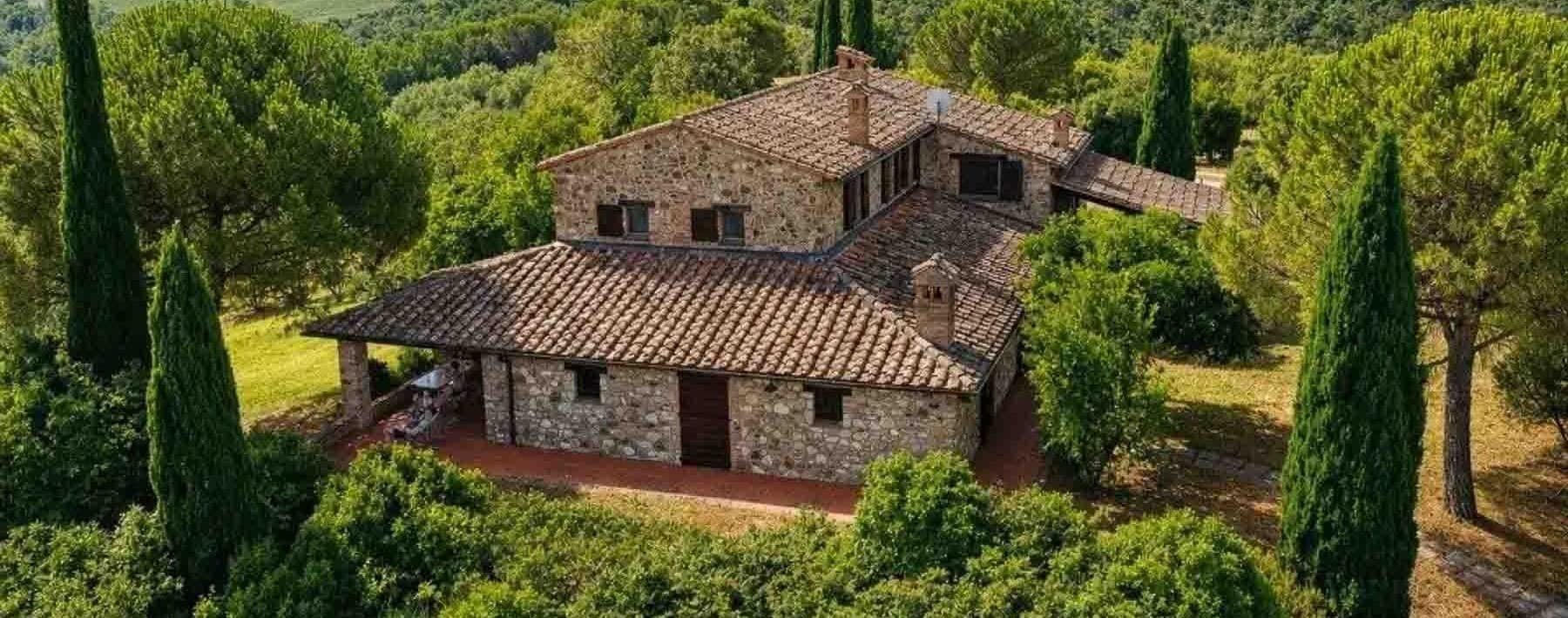 Rustic Country House in Fabro, Umbria