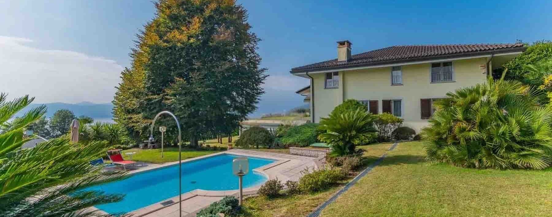 Elegant Villa in Arizzano, Piemonte Charm