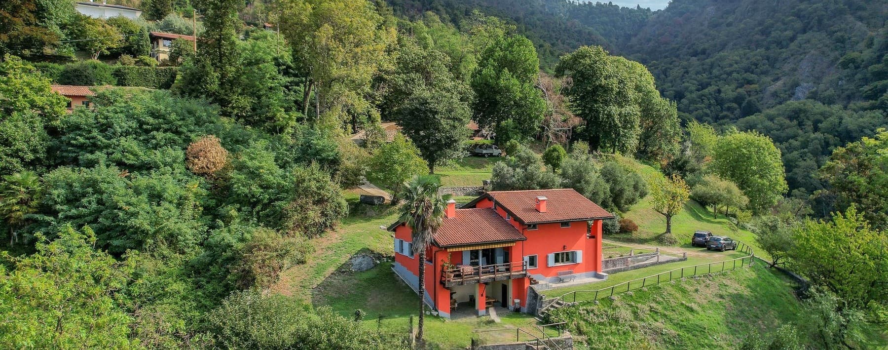 Villa Overlooking Lago Maggiore in Lombardia