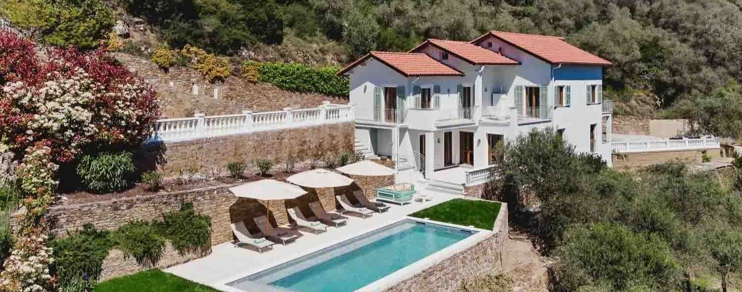 Villa panoramica con piscina a Dolceacqua