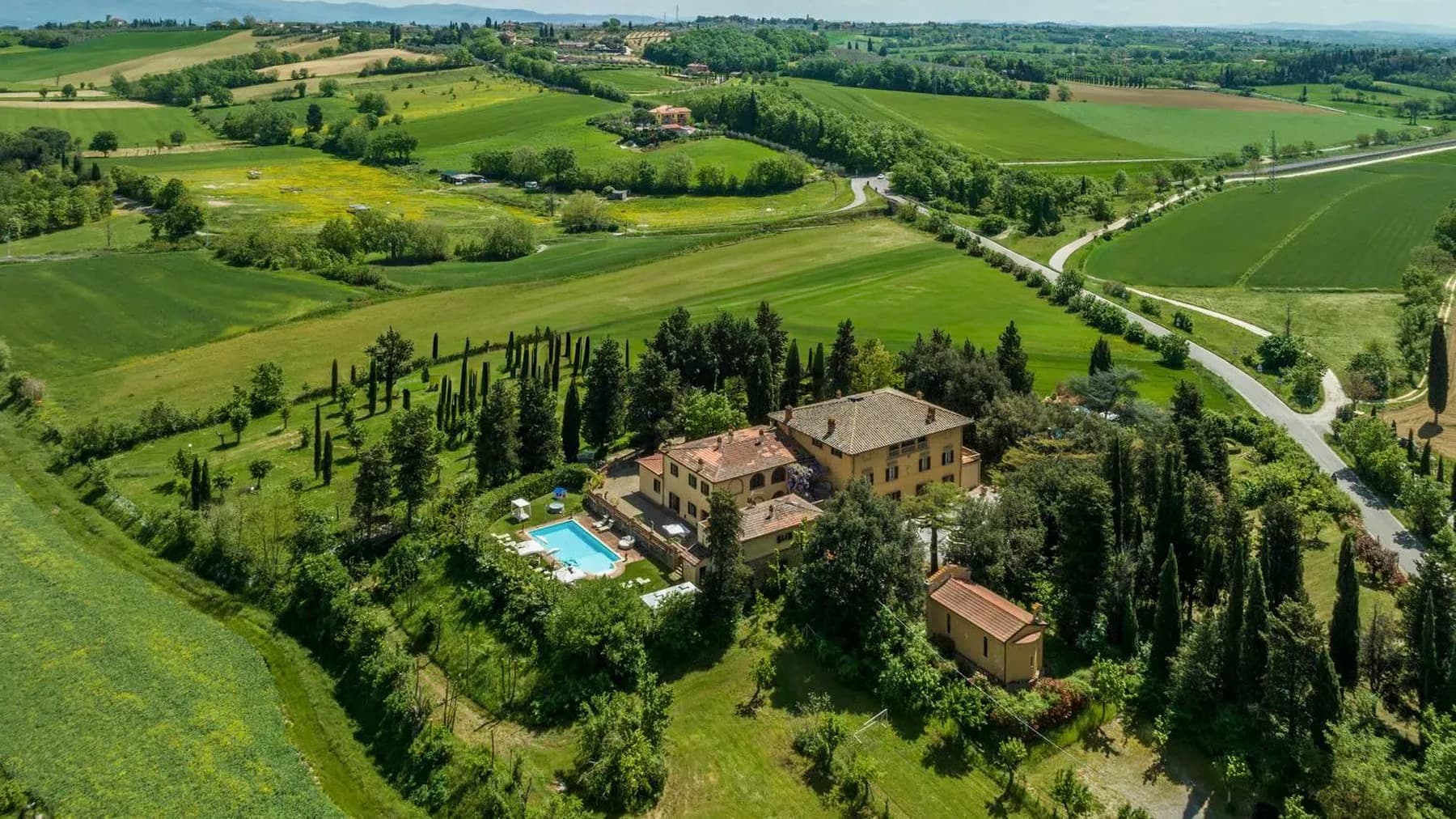 Villa storica con parco e piscine a Foiano della Chiana