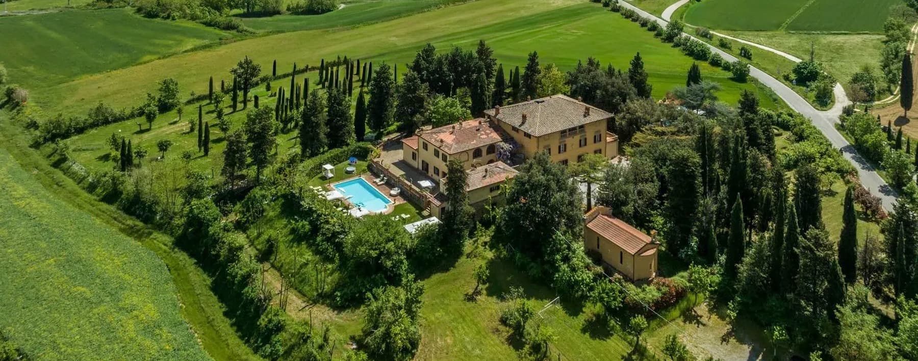 Villa storica con parco e piscine a Foiano della Chiana