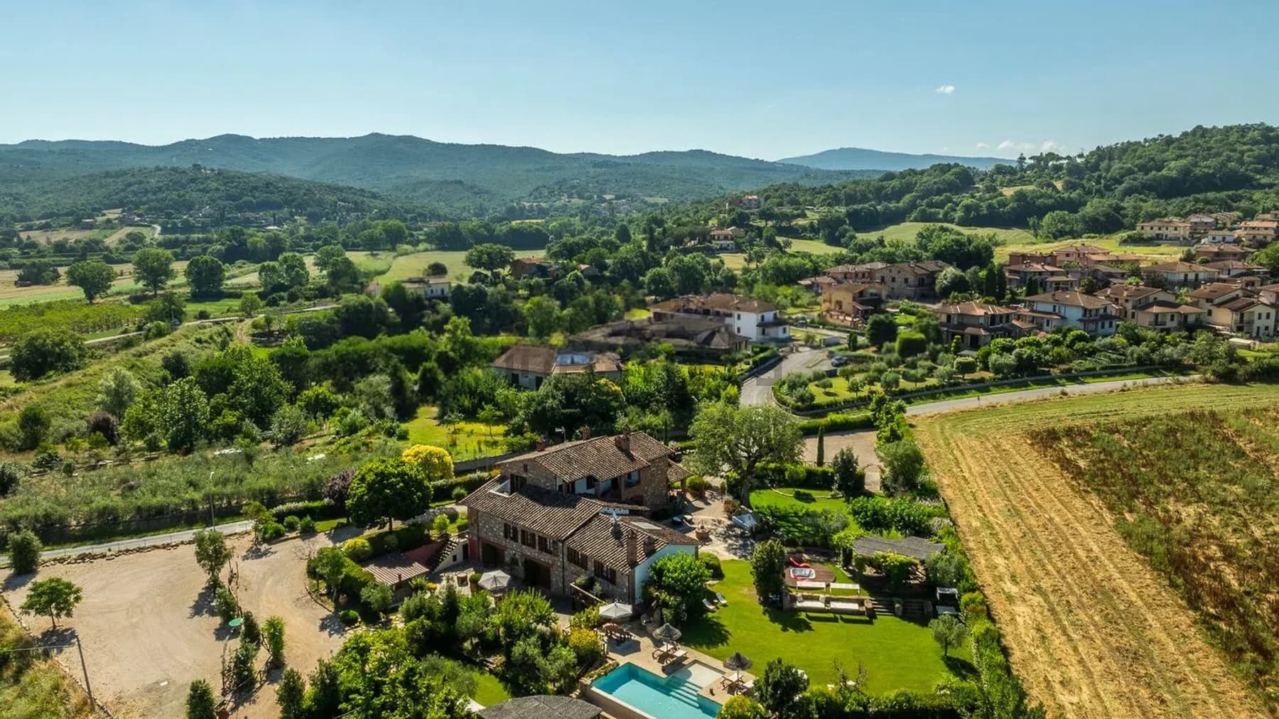 Casale con piscina a Città della Pieve, Umbria