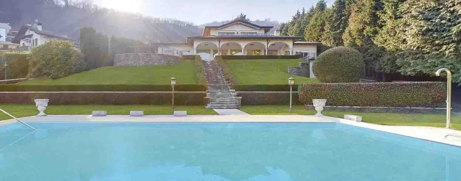 Villa Overlooking Lago Maggiore in Stresa, Piedmont