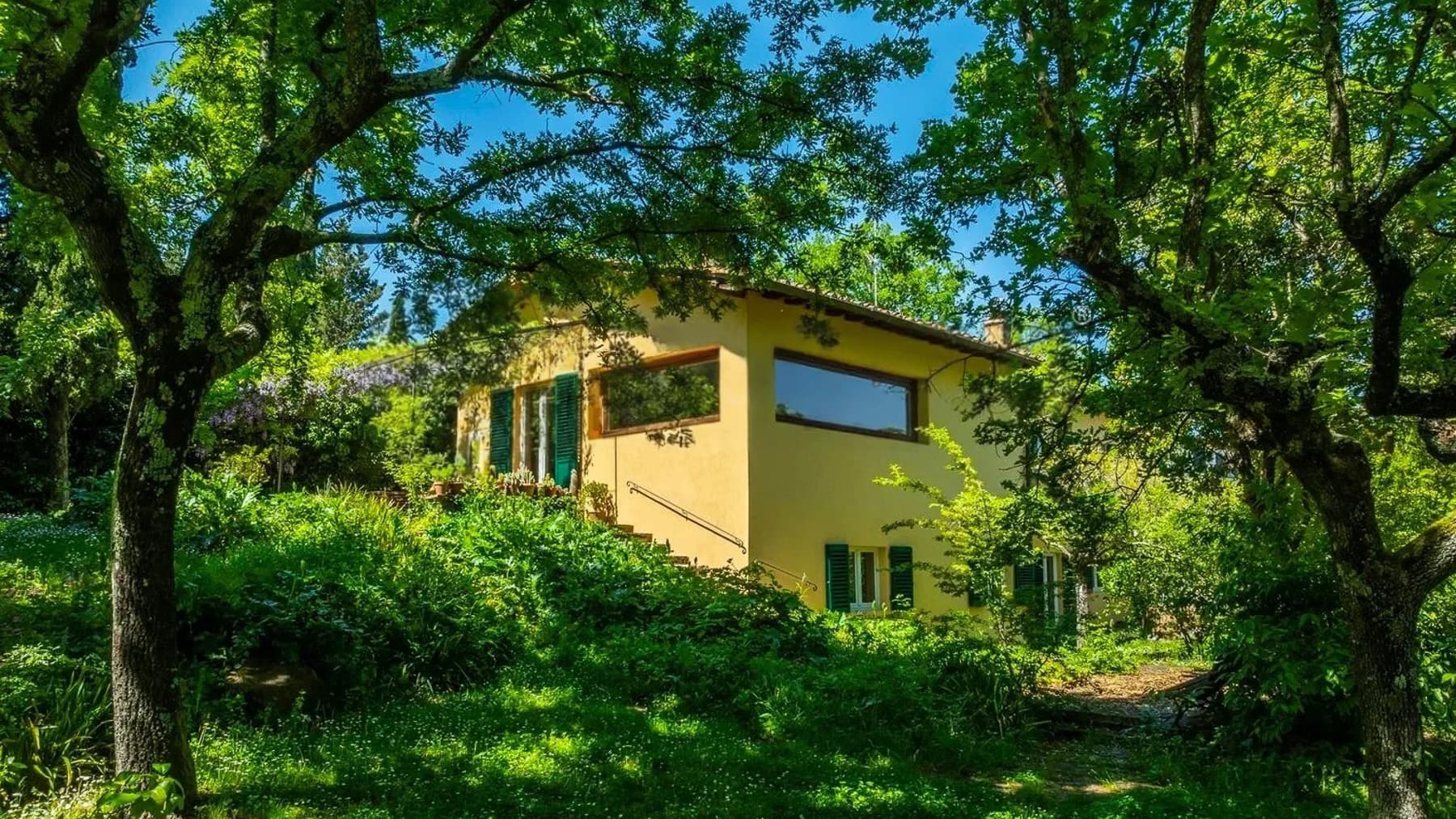Villa moderna con parco privato a Fiesole, Toscana