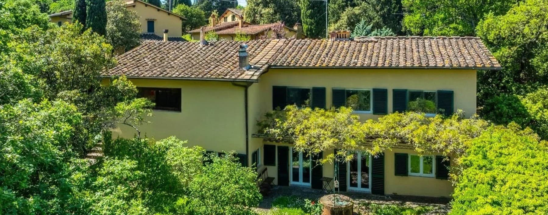Villa moderna con parco privato a Fiesole, Toscana