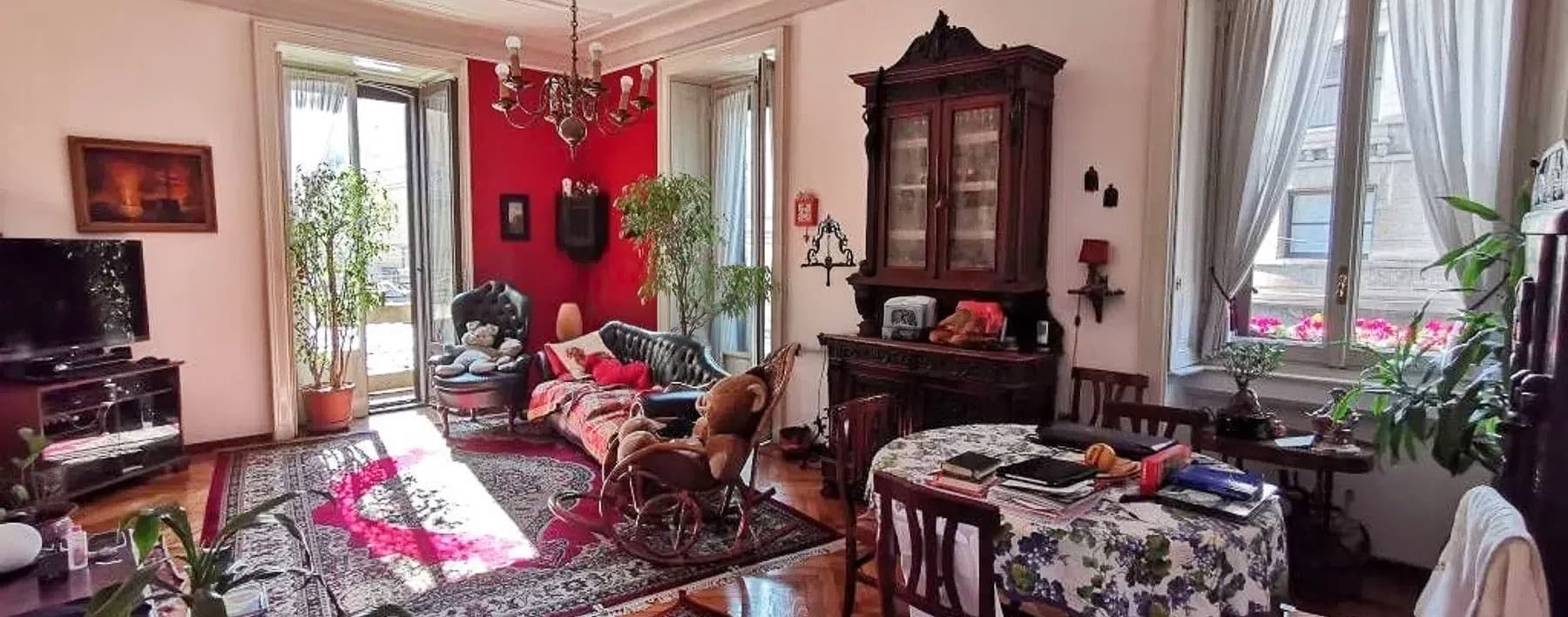 Appartamento signorile in stabile d'epoca a Milano