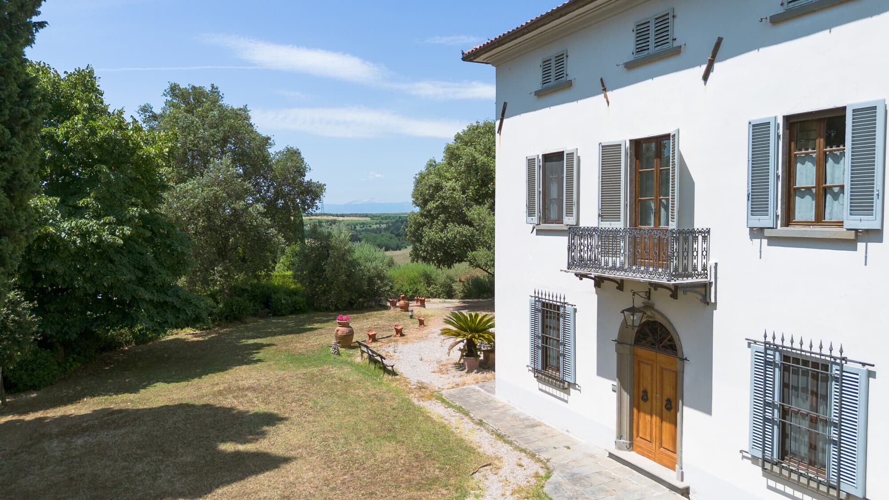 Casa indipendente a Vinci, cuore della Toscana