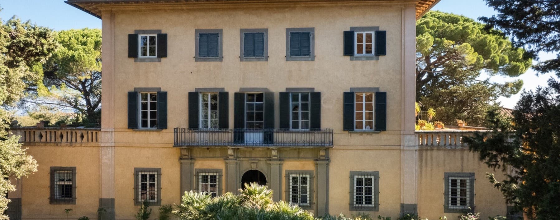 Medicean Villa with Panoramic View in Tuscany