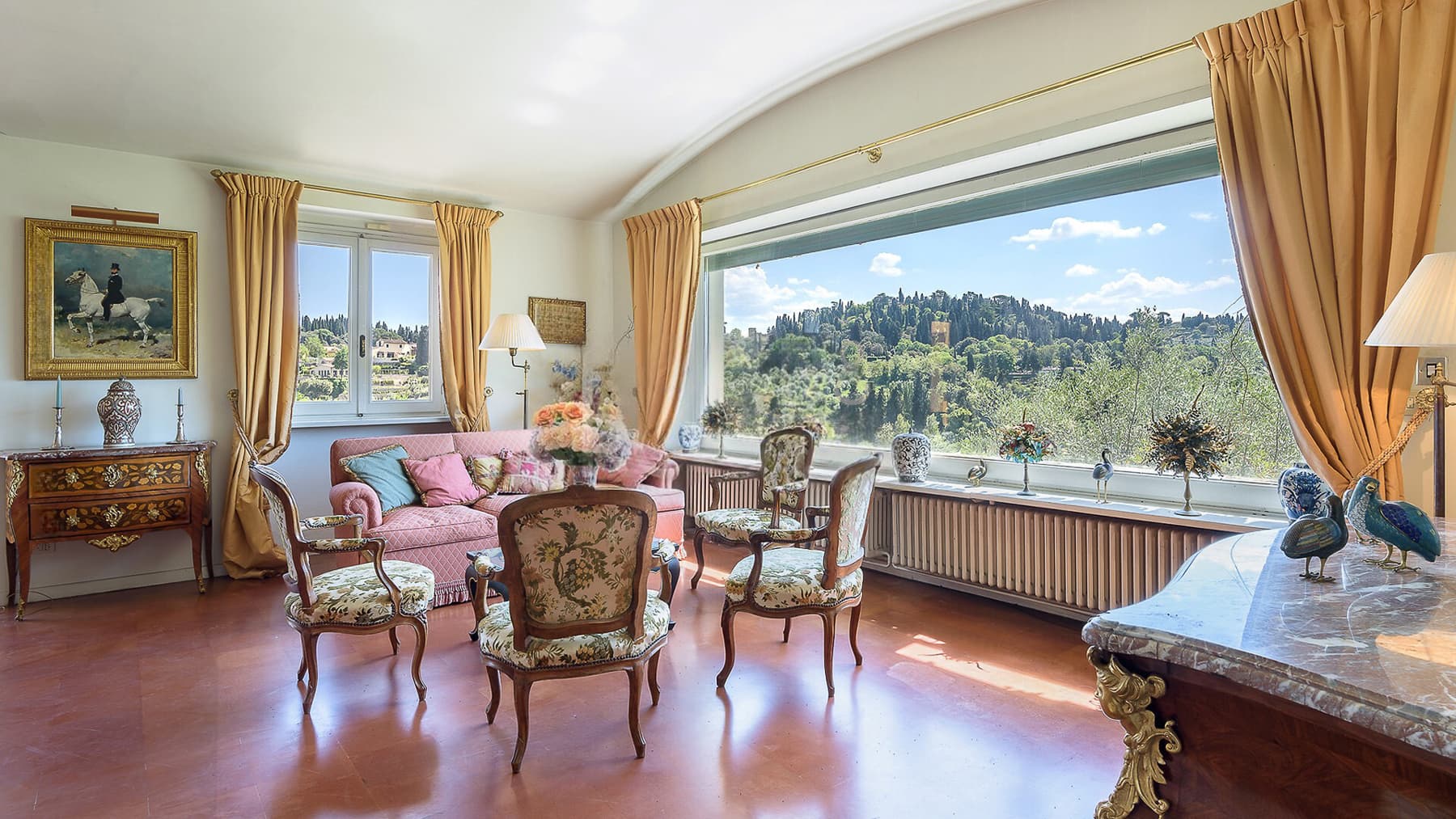 Exclusive Villa Overlooking Florence in Tuscany
