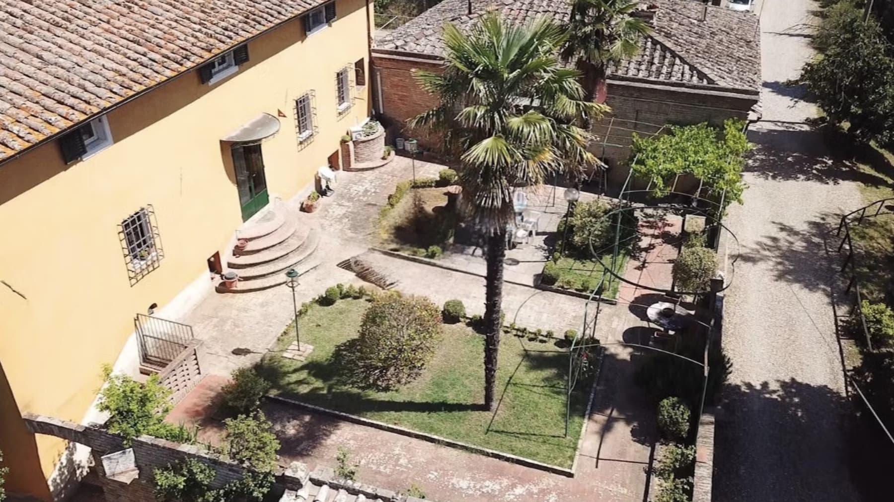 Charming Country House in Siena, Tuscany Countryside