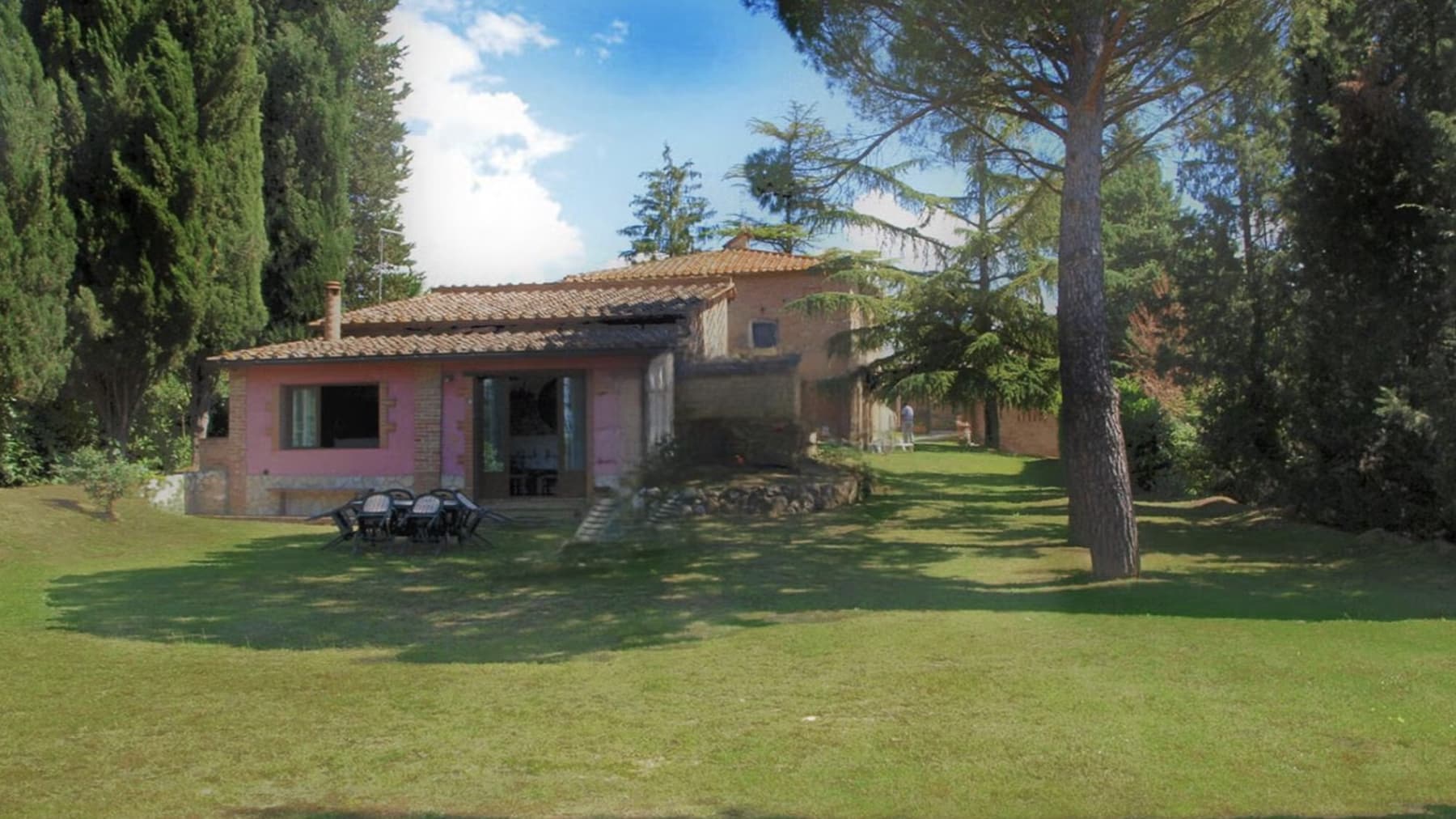 Charming Country House in Siena, Tuscany Countryside