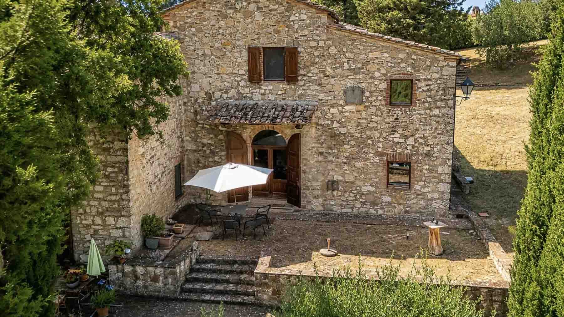 Rustic Country House in Chianti, Tuscany Charm