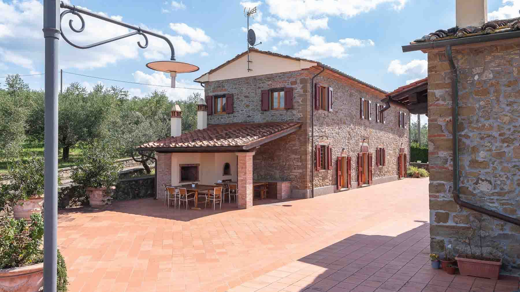 Charming Villa with Pool in Vinci, Tuscany