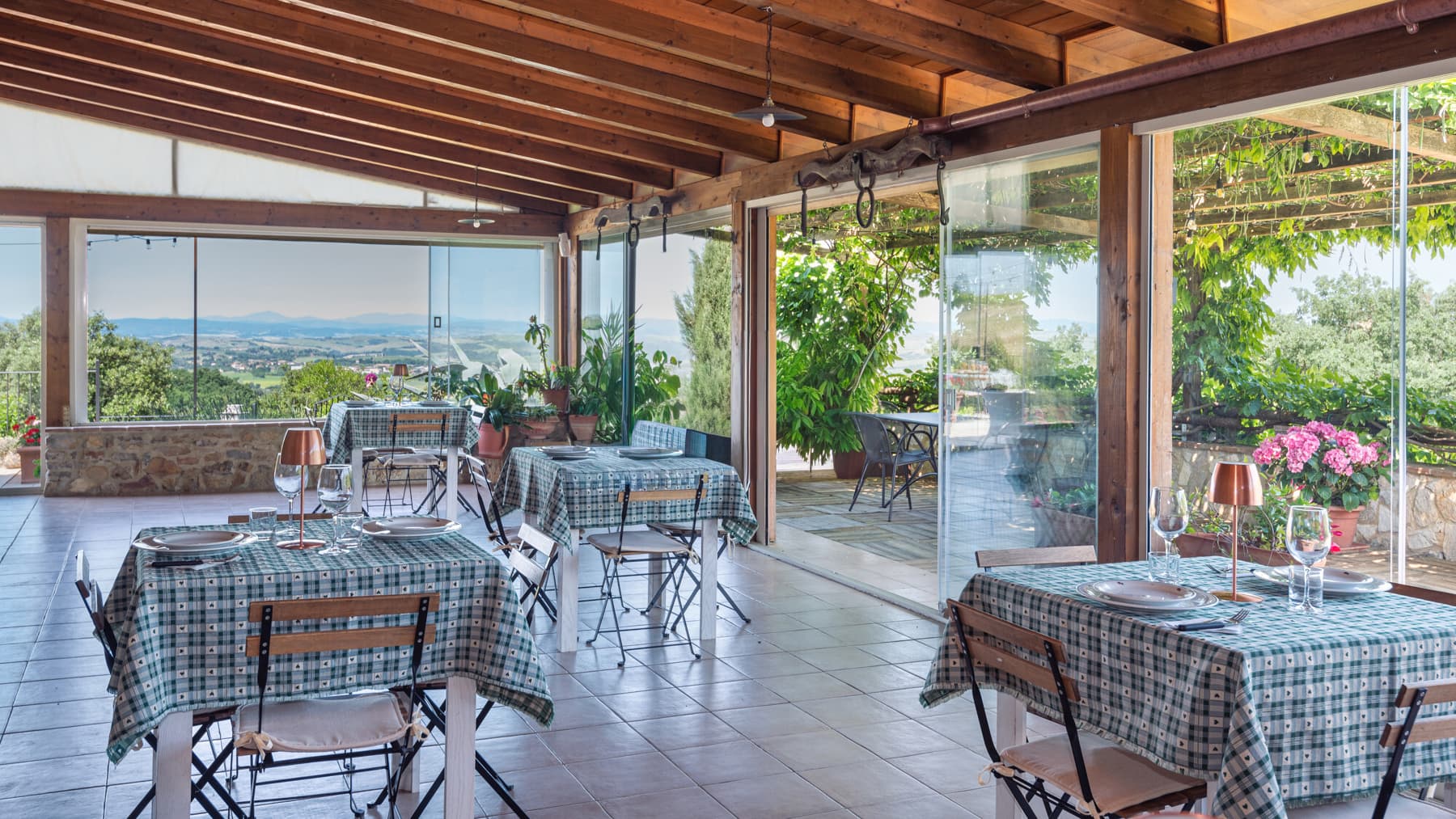 Rustic Country House in Scenic Tuscany, Rapolano Terme
