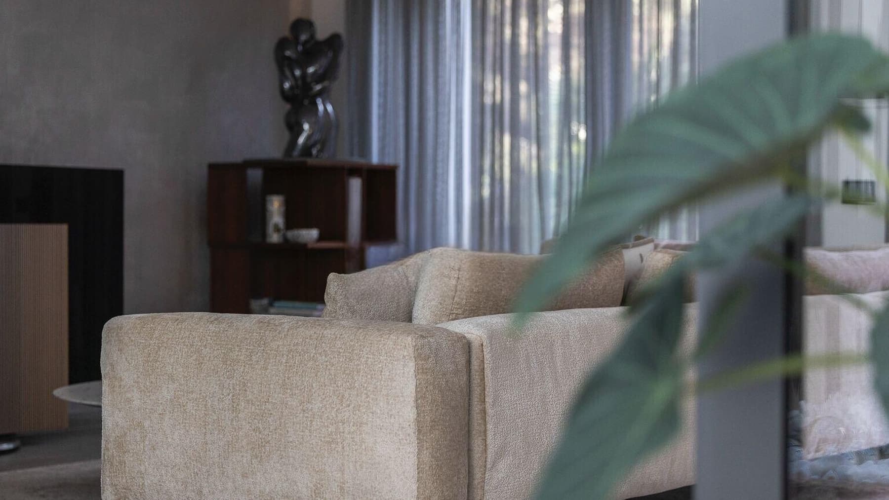 Villa contemporanea ad Andora, oasi di comfort e design
