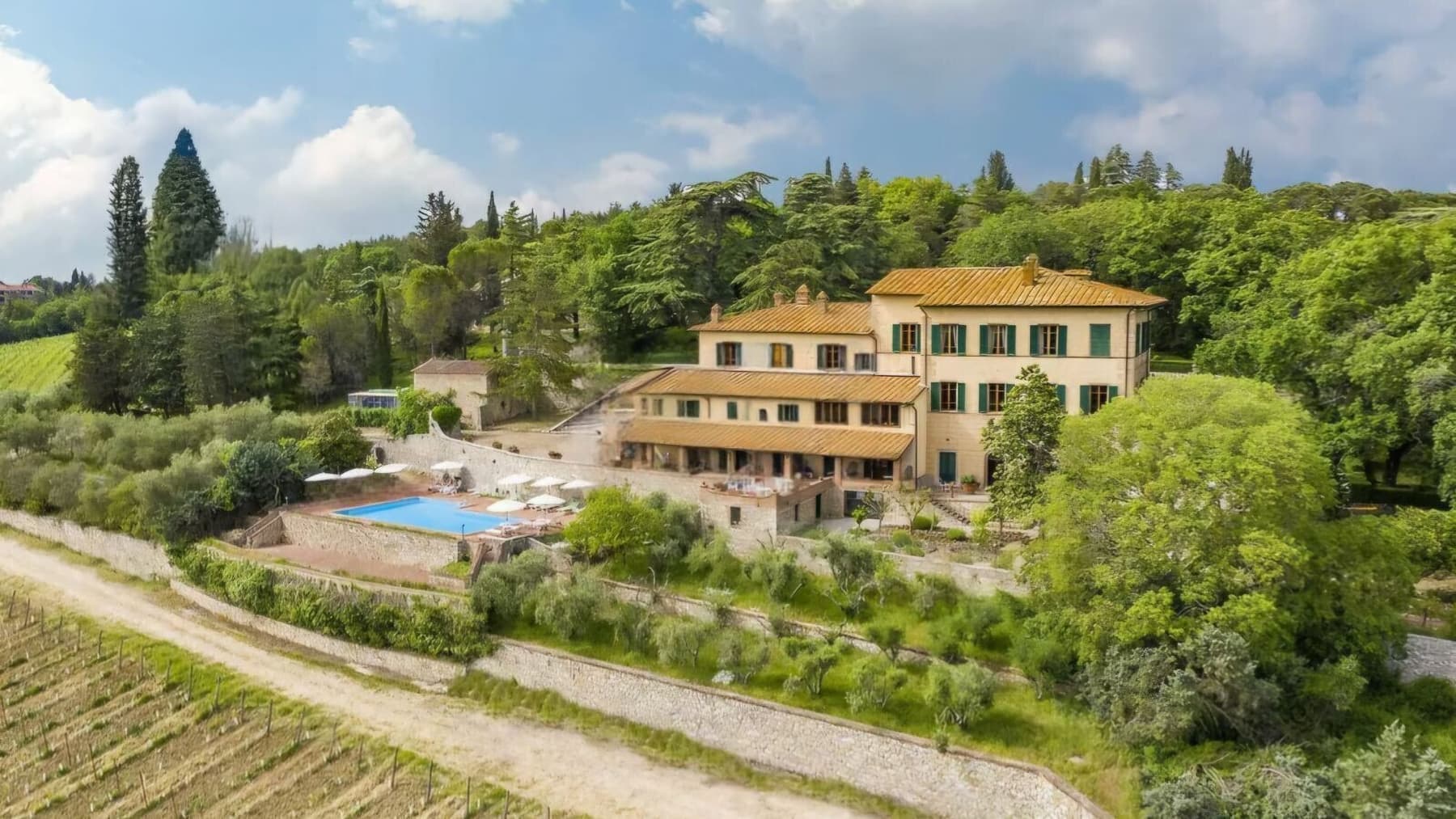 Medieval Farm Hotel in Castellina, Tuscany