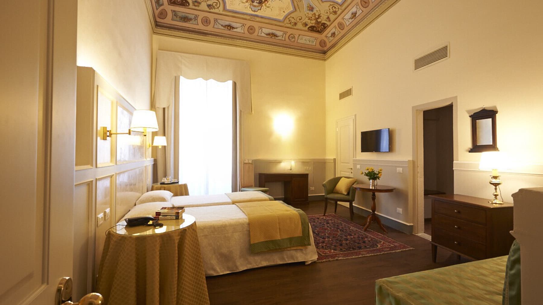 Appartamento storico di charme a Firenze, 424mq