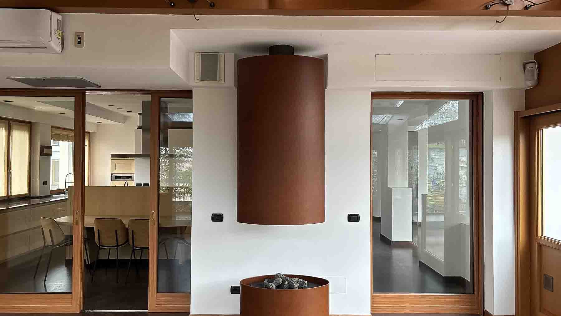 Elegant Penthouse in Milano, Lombardy's Heart