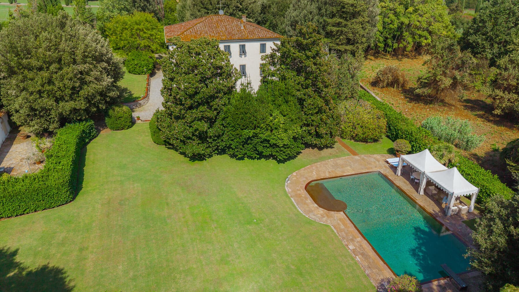 Elegant 19th-Century Villa Near Lucca, Tuscany