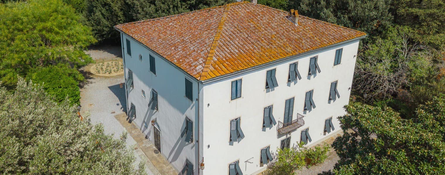 Elegant 19th-Century Villa Near Lucca, Tuscany