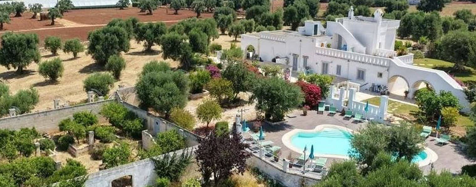 Rustic Country House in Charming Fasano, Puglia