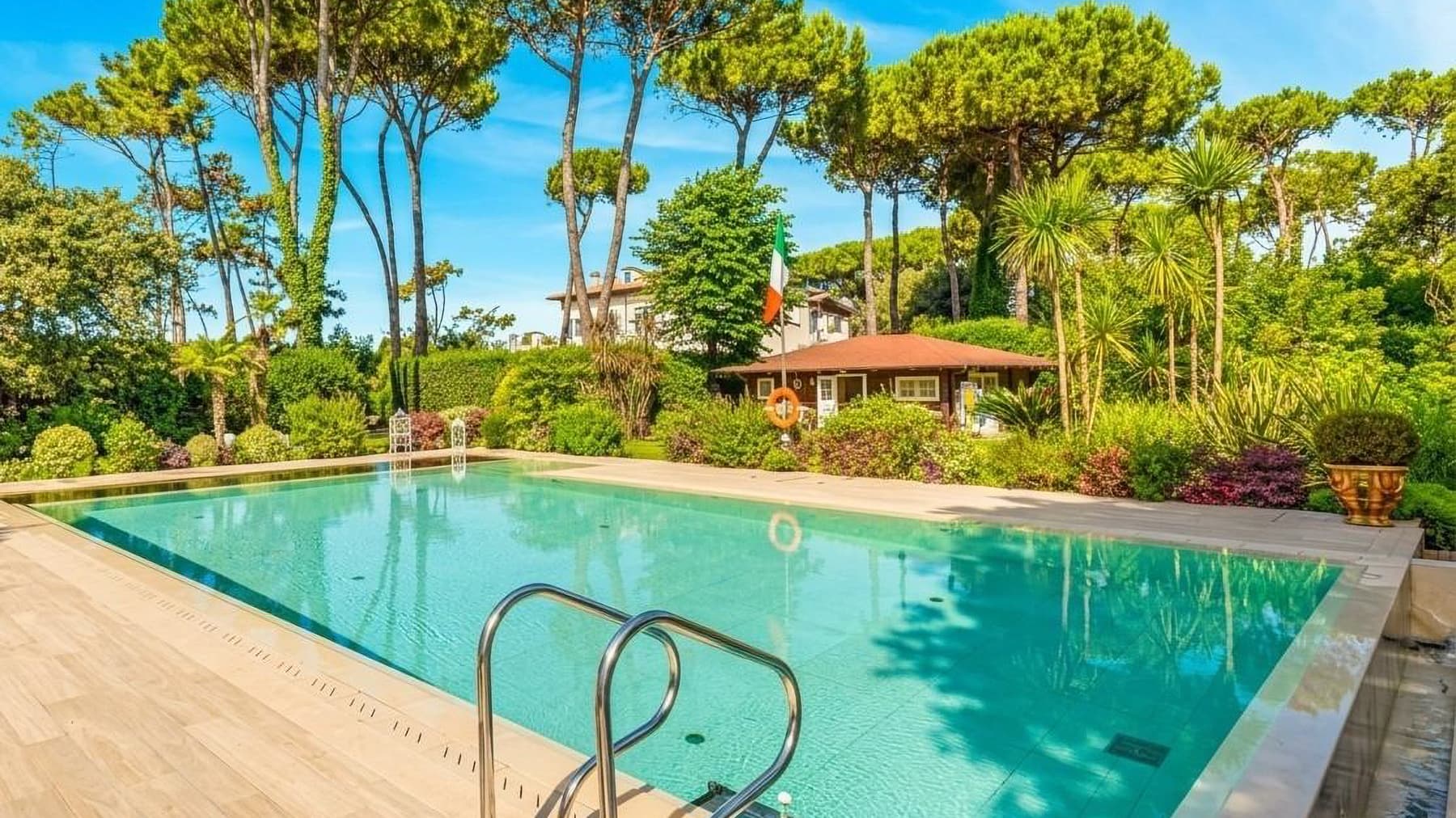 Elegant Villa in Massa, Tuscany