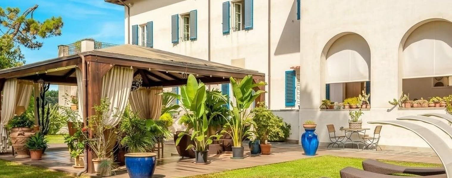 Elegant Villa in Massa, Tuscany