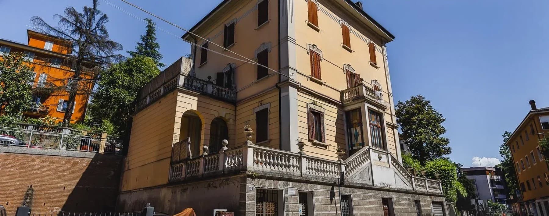 Appartamento signorile in Villa Liberty a Bologna