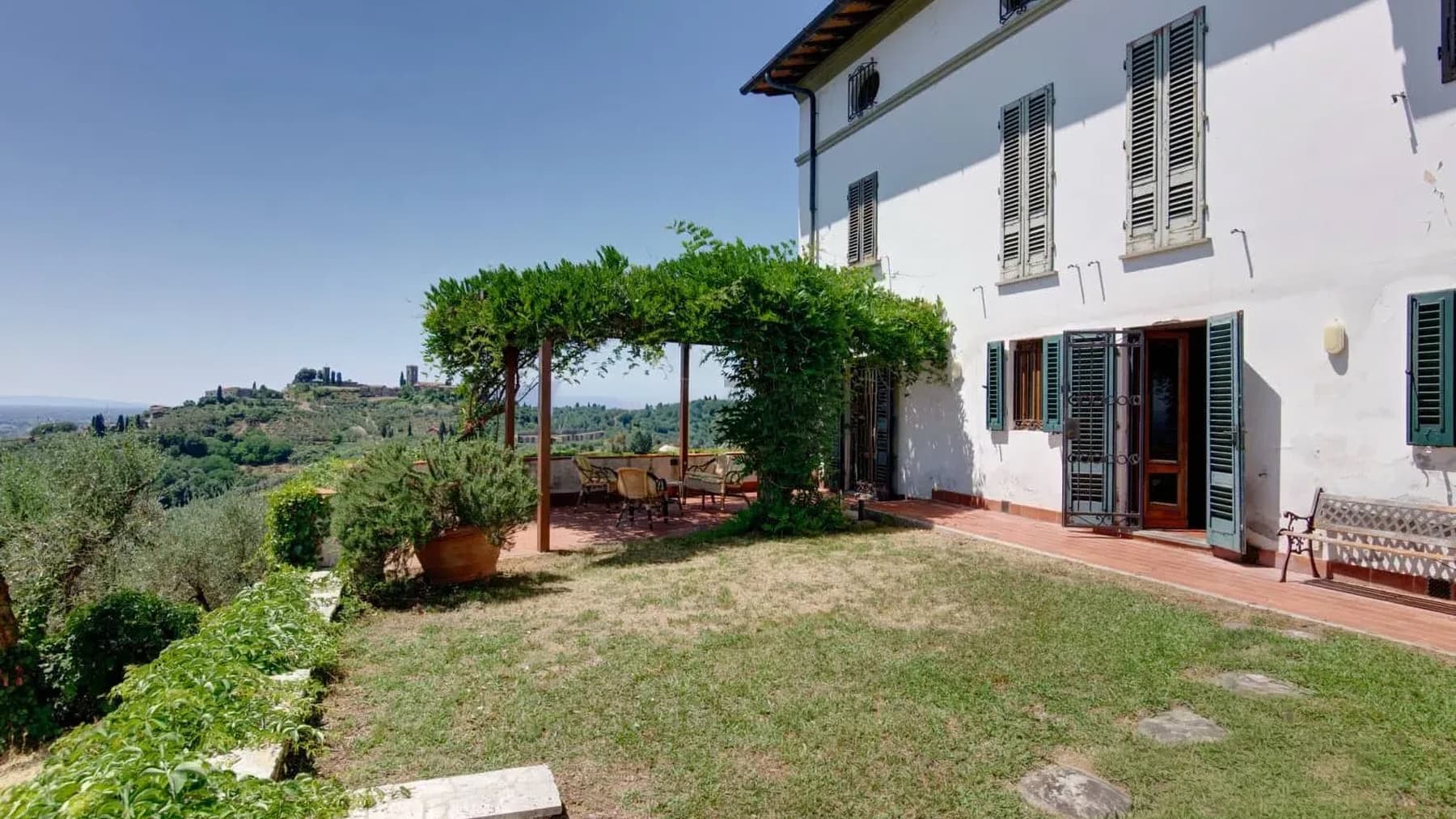 Charming Villa in Colle di Buggiano, Tuscany
